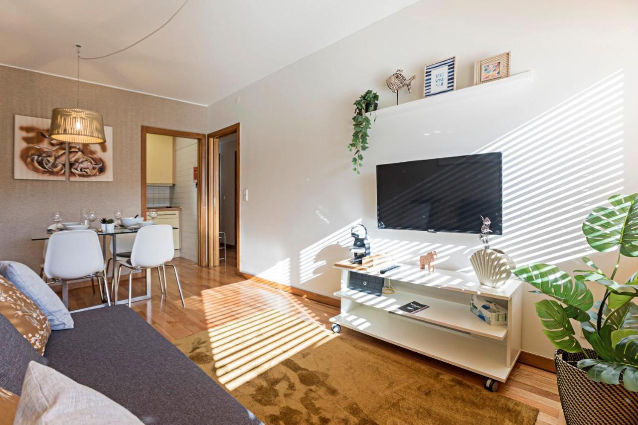Cozy Flat In Foz By Lovelystay Porto Ngoại thất bức ảnh